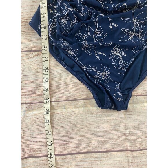 Niptuck Swim Women's Ruched Bodice Printed One Piece Swimsuit - 8 - Picture 4 of 12